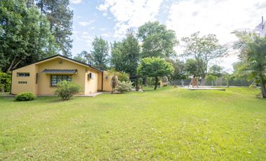 Casa Quinta con gran Terreno en Arroyo Leyes
