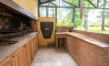 Casa Quinta con gran Terreno en Arroyo Leyes