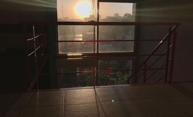 Departamento 2 amb tipo duplex cochera Vte Lopez