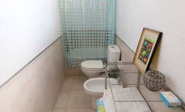 Departamento 2 amb tipo duplex cochera Vte Lopez