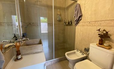 CASA PH EN VENTA MORON PILETA QUINCHO TERRAZA