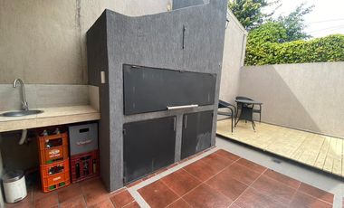 CASA PH EN VENTA MORON PILETA QUINCHO TERRAZA