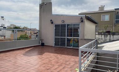 CASA PH EN VENTA MORON PILETA QUINCHO TERRAZA