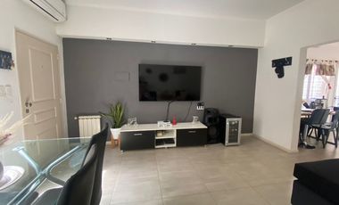 CASA PH EN VENTA MORON PILETA QUINCHO TERRAZA