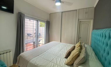 CASA PH EN VENTA MORON PILETA QUINCHO TERRAZA