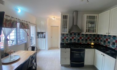 CASA PH EN VENTA MORON PILETA QUINCHO TERRAZA