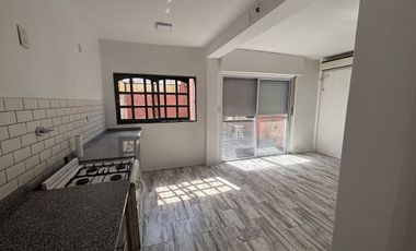 Duplex Reciclado a Nuevo 3 Dormitorios Muy Amplio