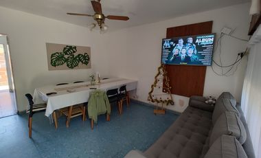Casa 3 amb + Dpto 2 amb, lote propio, Morón!
