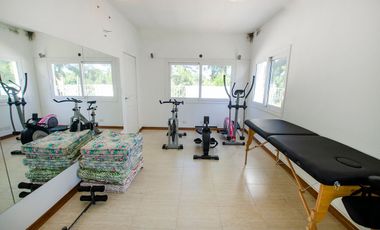 CASA EN VENTA EN BARRIO LAS FUENTES ¡OPORTUNIDAD!