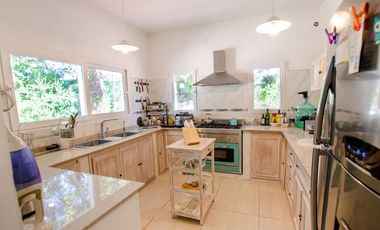 CASA EN VENTA EN BARRIO LAS FUENTES ¡OPORTUNIDAD!
