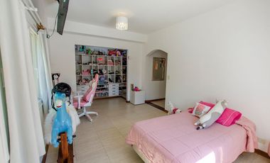 CASA EN VENTA EN BARRIO LAS FUENTES ¡OPORTUNIDAD!