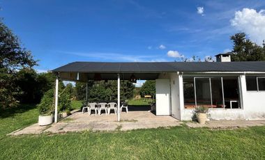 CASA 4 DORMITORIOS VENTA LA PLATA QUINCHO Y PILETA