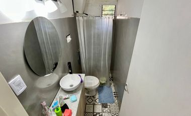 CASA 4 DORMITORIOS VENTA LA PLATA QUINCHO Y PILETA