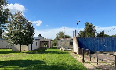 CASA 4 DORMITORIOS VENTA LA PLATA QUINCHO Y PILETA