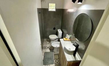 CASA 4 DORMITORIOS VENTA LA PLATA QUINCHO Y PILETA