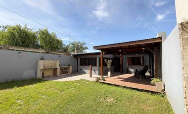 Casa en venta en Lisandro Olmos