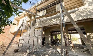 DUPLEX 2 DORMITORIOS VENTA CITY BELL