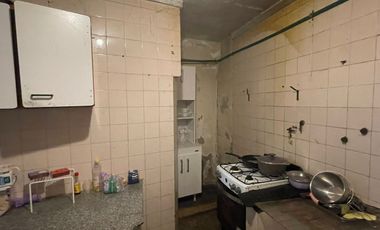 PH 4 AMBIENTES VENTA CON TERRAZA A REFACCIONAR