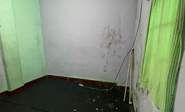 PH 4 AMBIENTES VENTA CON TERRAZA A REFACCIONAR