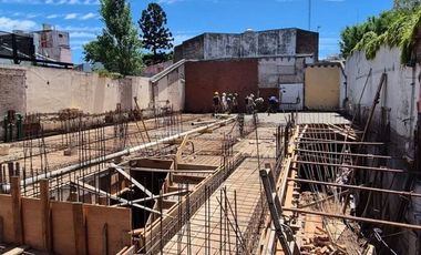 Venta departamento 2 amb. gran balcon. EN POZO