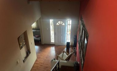Venta Casa 2 plantas en Turdera