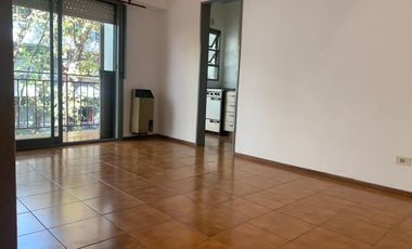 Depto2 Amb en Alquiler V. Ballester Cochera Balcón