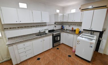 Casa en venta 3 dorm. en macrocentro Venado Tuerto