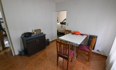 Casa en venta 3 dorm. en macrocentro Venado Tuerto
