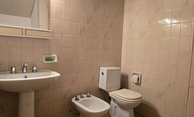 SE VENDE CASA QUINTA DE 3 DORMITORIOS CON PILETA