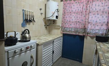 SE VENDE CASA QUINTA DE 3 DORMITORIOS CON PILETA