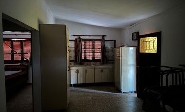 SE VENDE CASA QUINTA A REFACCIONAR A 100 M DEL RIO