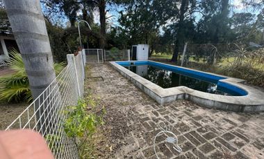 SE VENDE CASA QUINTA A REFACCIONAR A 100 M DEL RIO