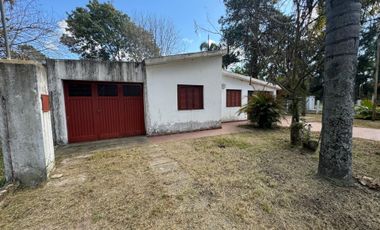 SE VENDE CASA QUINTA A REFACCIONAR A 100 M DEL RIO