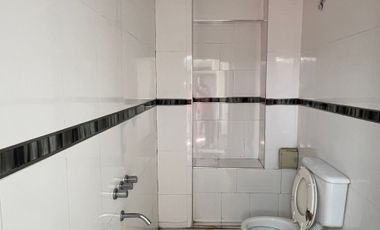 CASA DE 4 DORM. CON PISCINA Y COCHERA EN GUADALUPE