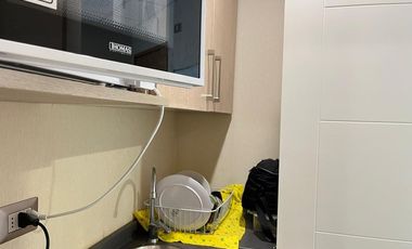 SE VENDEN OFICINA EN EDIFICIO PLAZA ORIENTE.