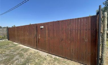 SE VENDE PARCELA DE AGRADO CON CASA