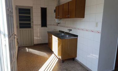 SE VENDE CASA EN FRANCK, 2 DORMITORIOS