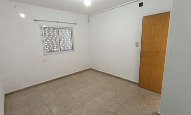 SE VENDE CASA EN FRANCK, 2 DORMITORIOS