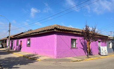 Casa Frente Plaza de Armas. San Clemente. 435 m2