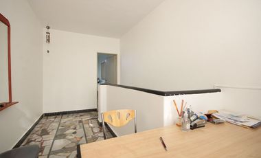 VENTA CASA 4 AMB QUINCHO COCHERA GALPON FLORES