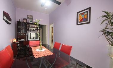 VENTA CASA 4 AMB QUINCHO COCHERA GALPON FLORES