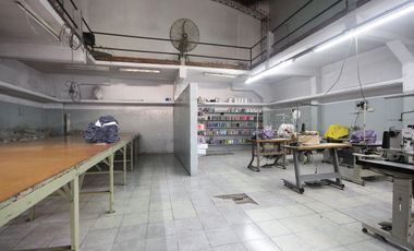 VENTA CASA 4 AMB QUINCHO COCHERA GALPON FLORES