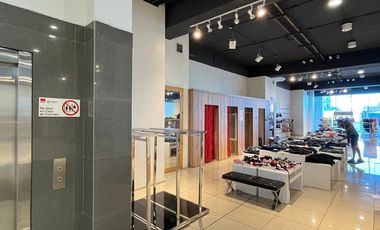 SE VENDE EDIFICIO COMERCIAL 4 PISOS - 1 SUR