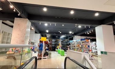 SE VENDE EDIFICIO COMERCIAL 4 PISOS - 1 SUR