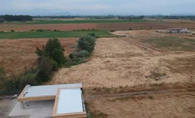 Se Vende en Loteo Doña Isidora 7.500 m2