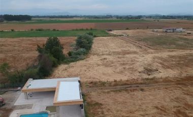 Se Vende en Loteo Doña Isidora 7.500 m2