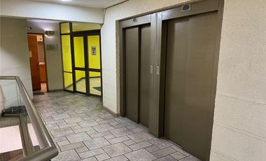SE VENDE OFICINA EN EDIFICIO ARANJUEZ TALCA.