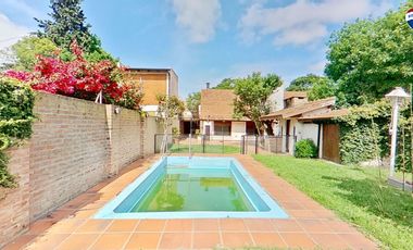 VENTA CASA CON PILETA BURZACO APTO CREDITO