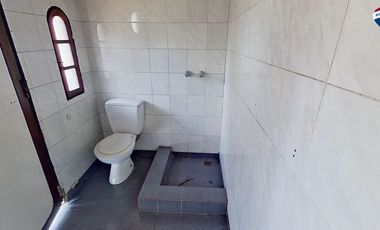 VENTA CASA CON PILETA BURZACO APTO CREDITO