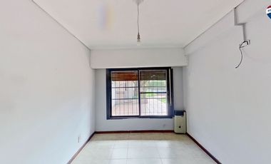 VENTA CASA CON PILETA BURZACO APTO CREDITO
